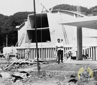 Construcción del cine "7 de mayo".