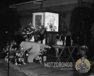 Primeras celebraciones en la antigua ermita de San Judas Tadeo en el barrio Pueblo Nuevo.