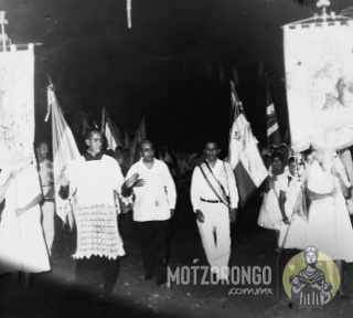 Procesión religiosa como parte de las fiestas patronales.