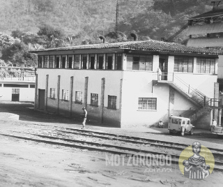 Edificio de oficinas en Central Motzorongo.