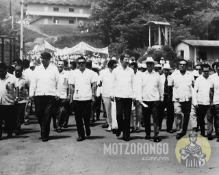 Conflicto obrero contra el gobierno del entonces Presidente Luis Echeverría Álvarez. A la derecha se observa la ermita y la antigua galera de casas en el barrio El Nido.