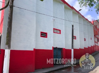 Lateral del cine "7 de Mayo".
